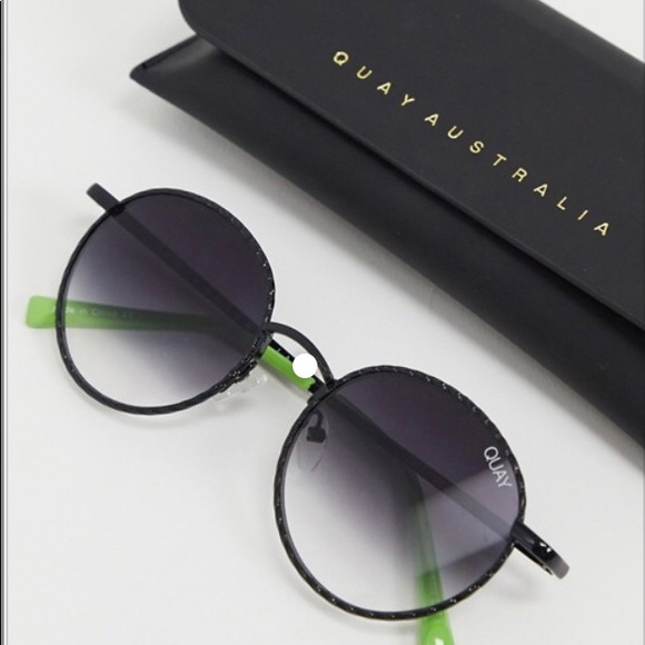 COPY - Brand new Quay Australia sunglasses with case - Picture 1 of 11